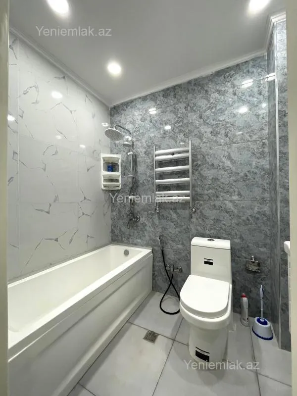 Satılır 3 otaqlı yeni tikili 102 m²