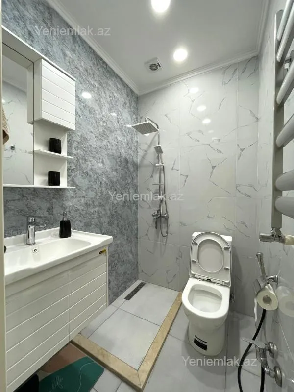 Satılır 3 otaqlı yeni tikili 102 m²