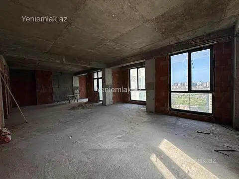 Satılır 4 otaqlı yeni tikili 175 m²