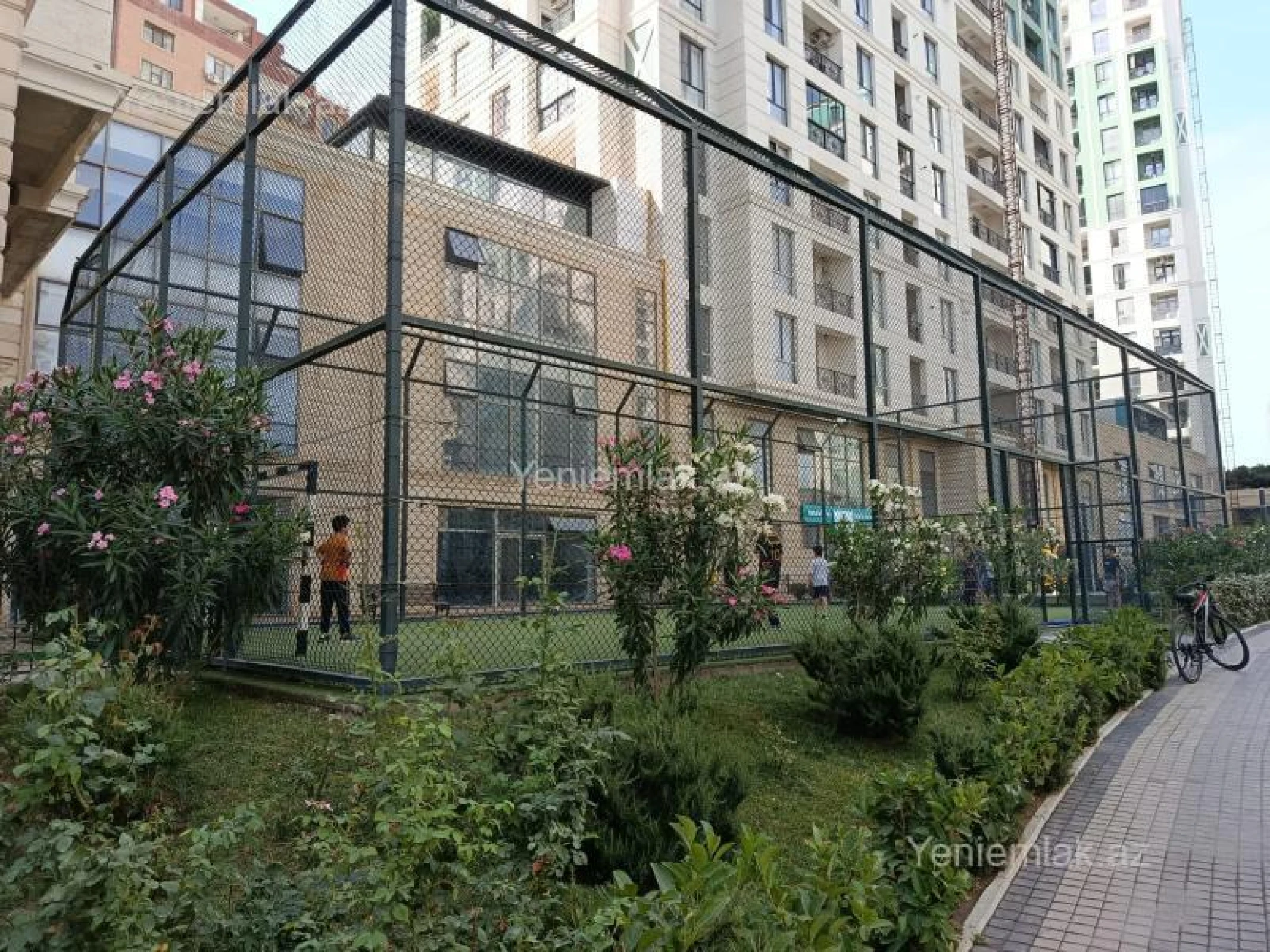 Satılır 4 otaqlı yeni tikili 175 m²