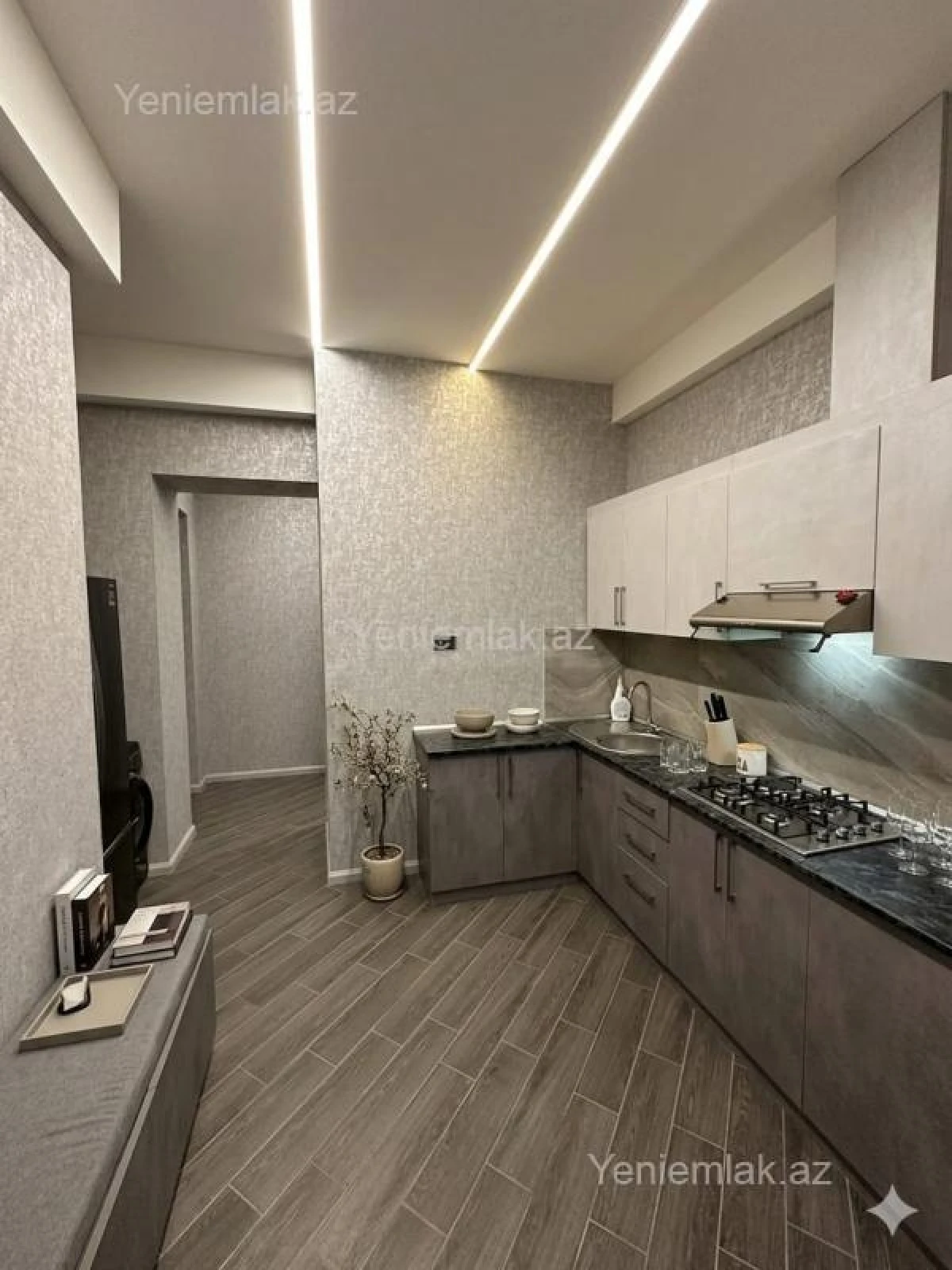 Satılır 2 otaqlı yeni tikili 70 m²
