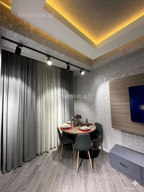 Satılır 2 otaqlı yeni tikili 70 m²
