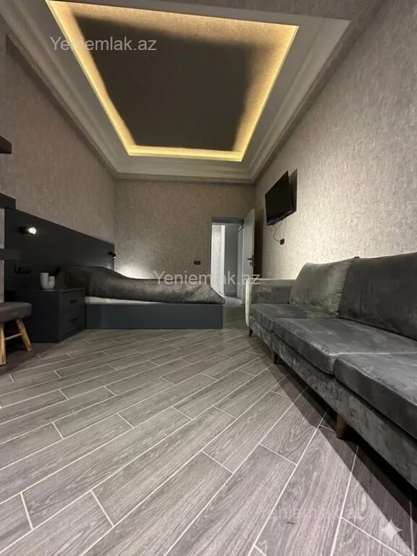 Satılır 2 otaqlı yeni tikili 70 m²