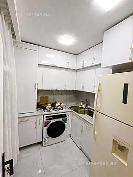 Satılır 3 otaqlı köhnə tikili 70 m²