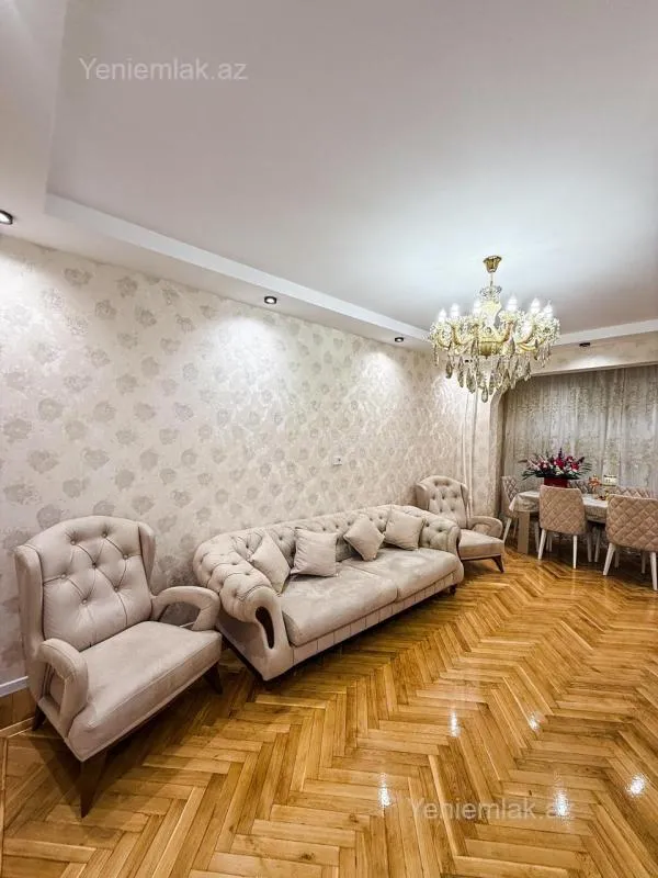 Satılır 3 otaqlı köhnə tikili 70 m²