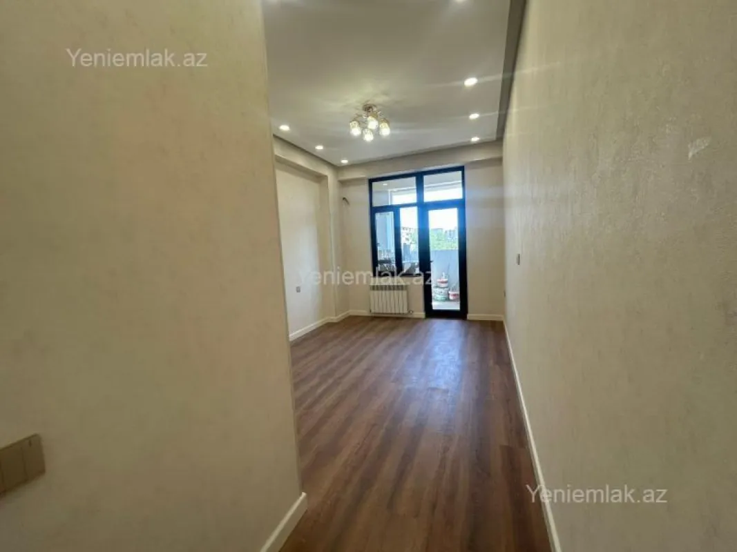 Satılır 3 otaqlı yeni tikili 135 m²