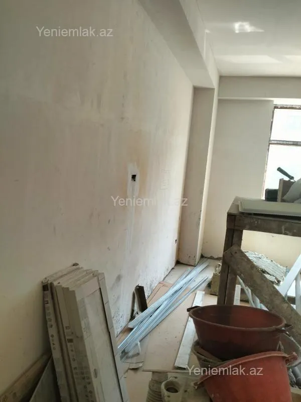 Satılır 3 otaqlı yeni tikili 130 m²
