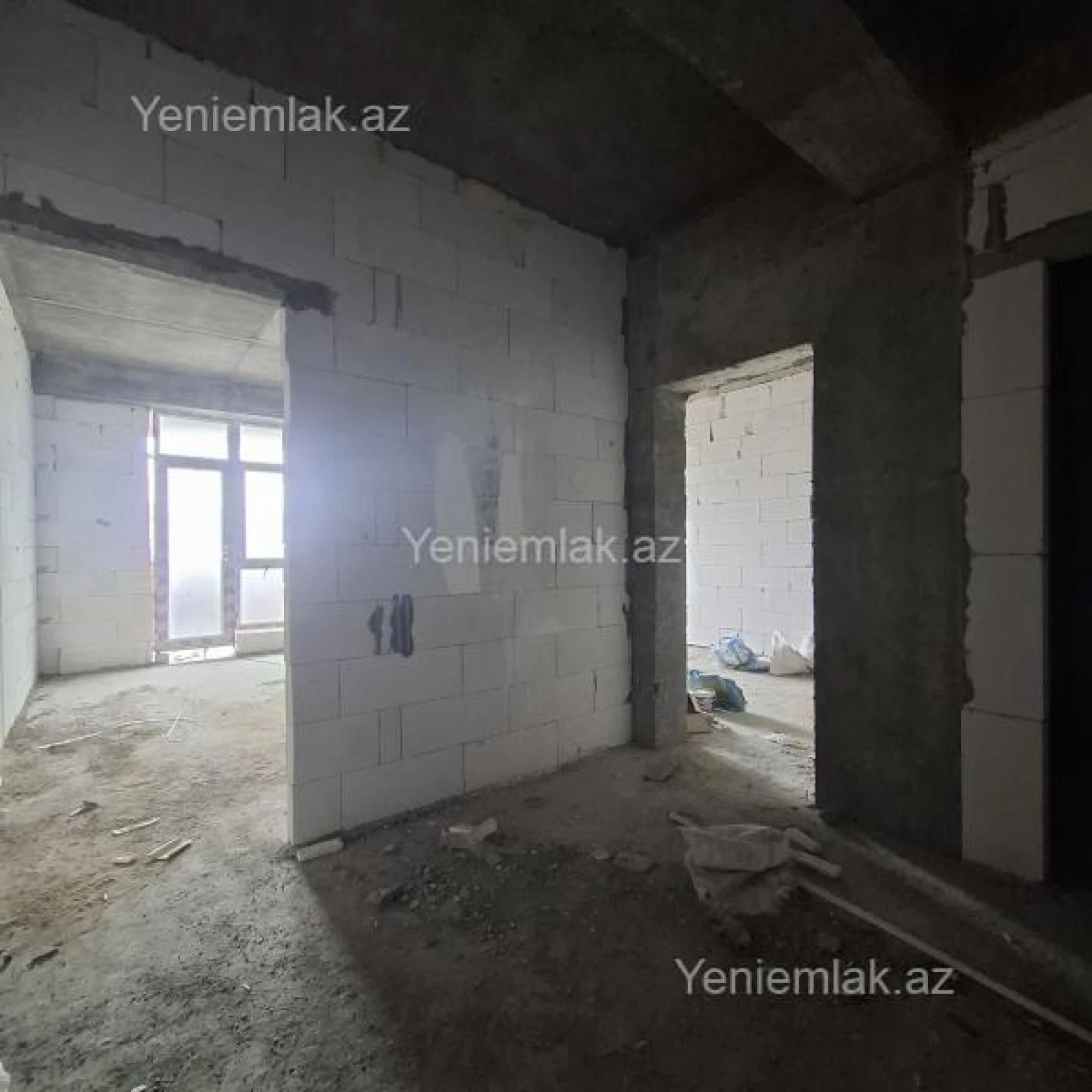 Satılır 2 otaqlı yeni tikili 92 m²
