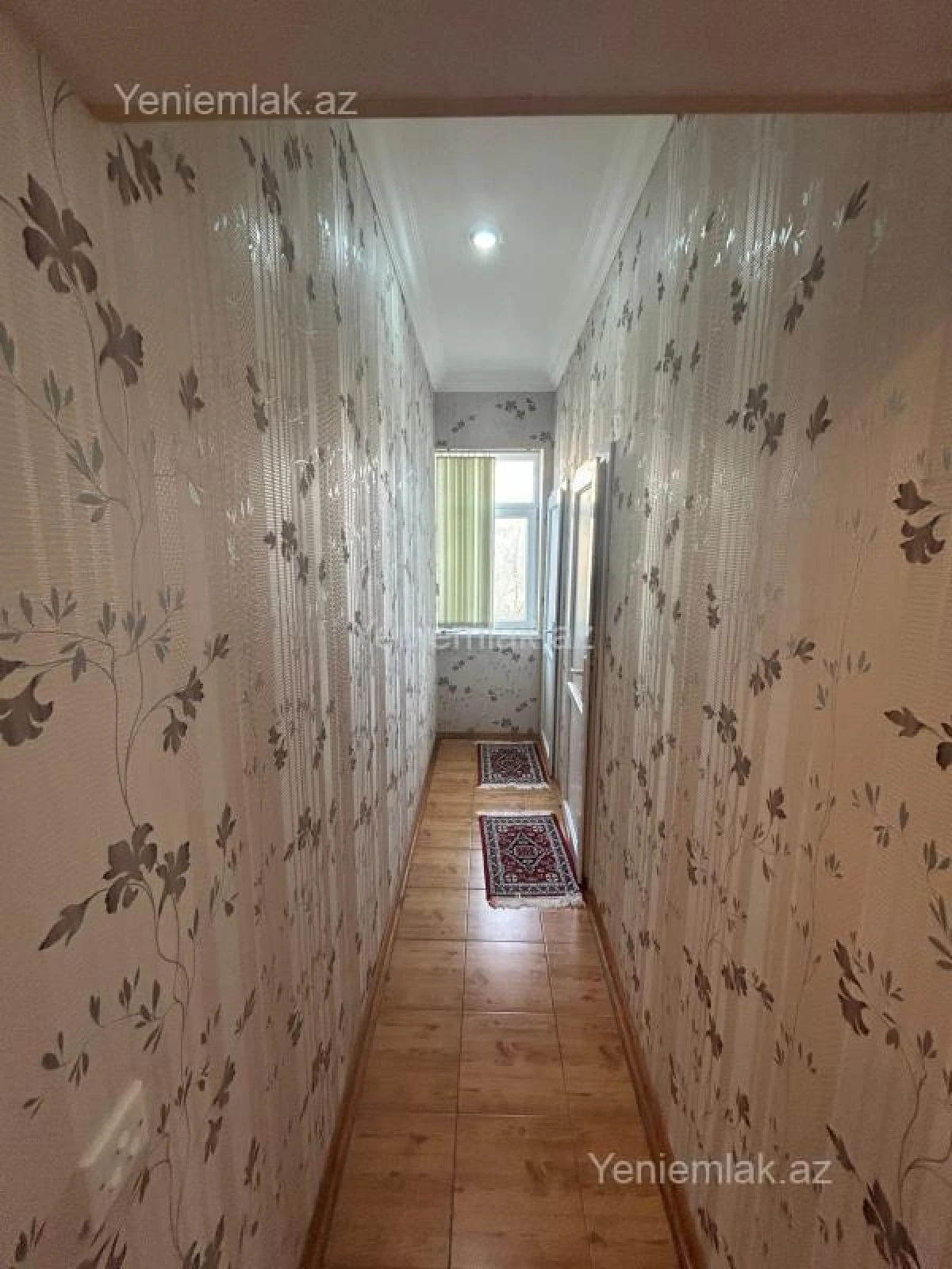 Satılır 5 otaqlı həyət evi 160 m²