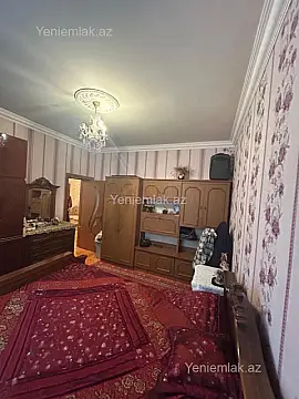 Satılır 5 otaqlı həyət evi 160 m²