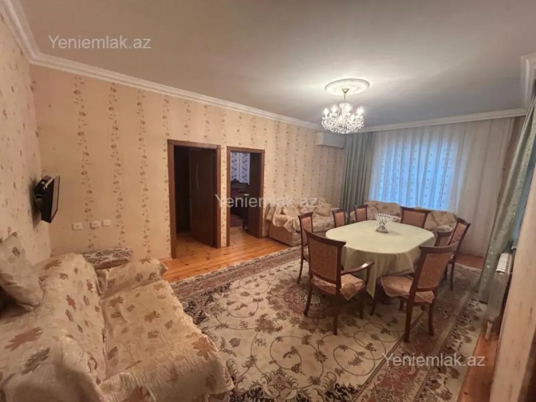 Satılır 5 otaqlı həyət evi 160 m²
