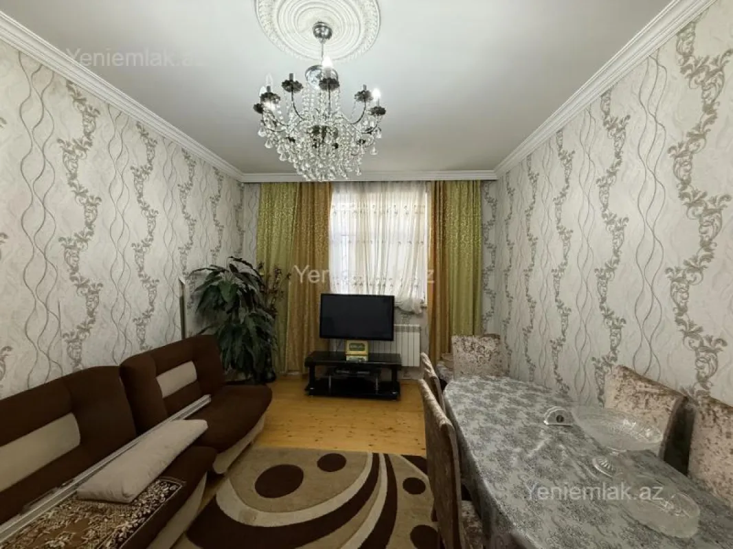 Satılır 3 otaqlı həyət evi 100 m²