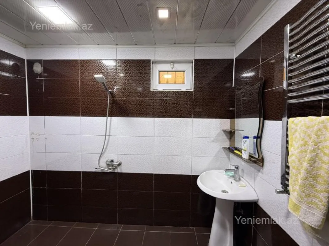 Satılır 3 otaqlı həyət evi 100 m²