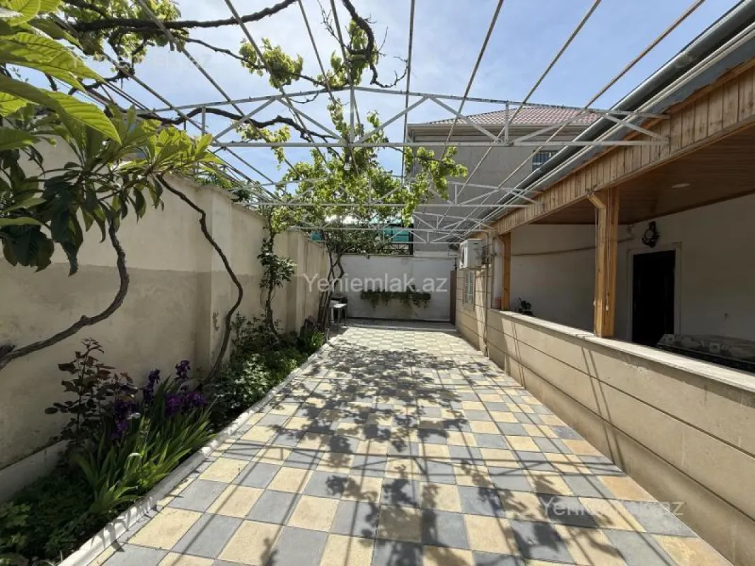 Satılır 3 otaqlı həyət evi 100 m²