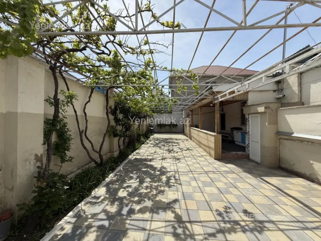 Satılır 3 otaqlı həyət evi 100 m²