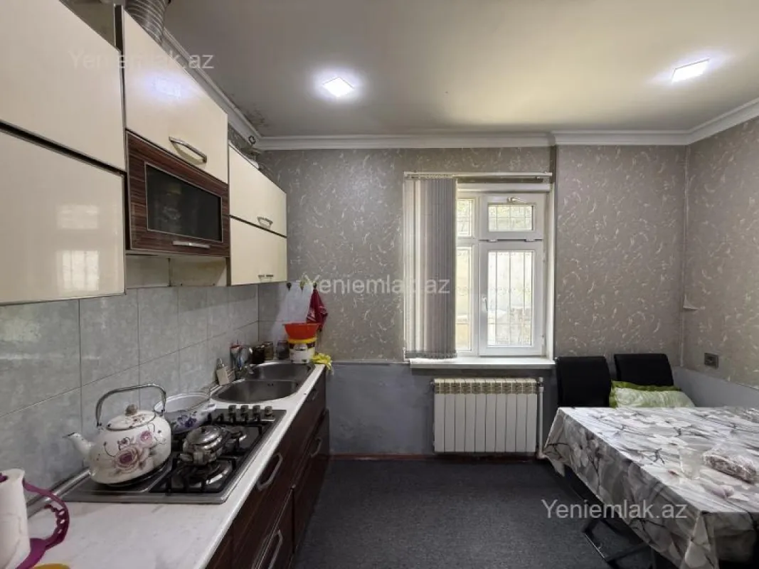 Satılır 3 otaqlı həyət evi 100 m²