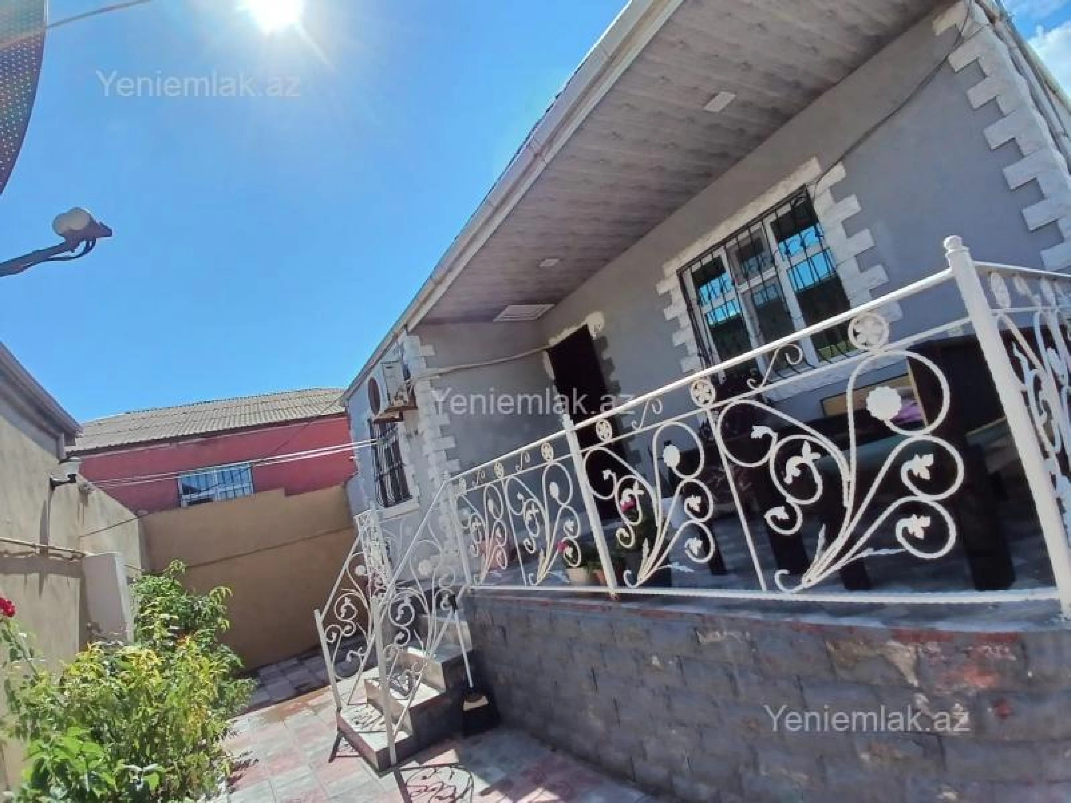 Satılır 2 otaqlı həyət evi 80 m²