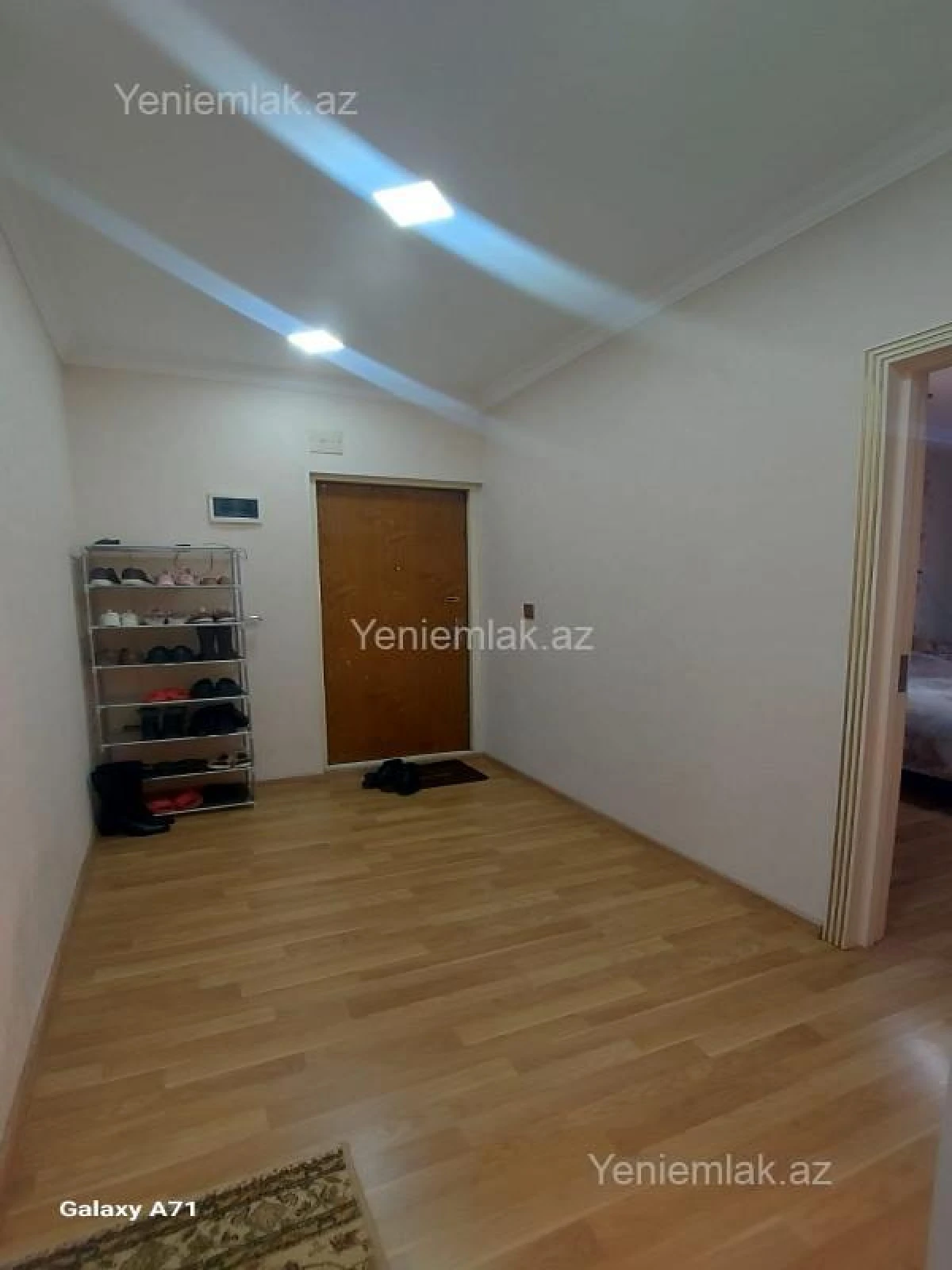 Satılır 3 otaqlı köhnə tikili 87 m²