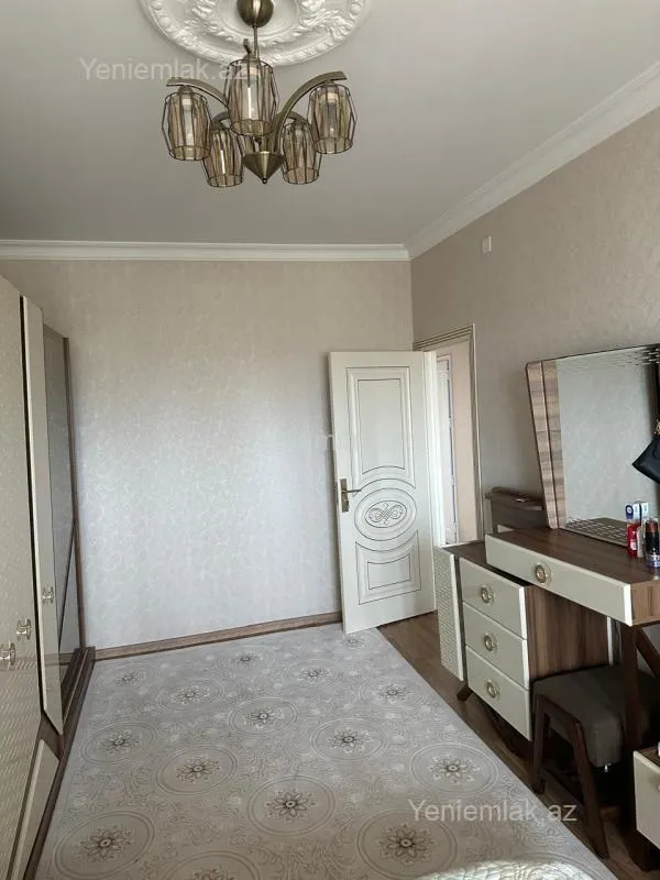 Satılır 3 otaqlı köhnə tikili 87 m²