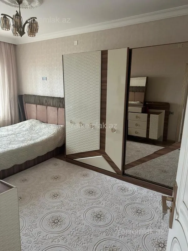 Satılır 3 otaqlı köhnə tikili 87 m²
