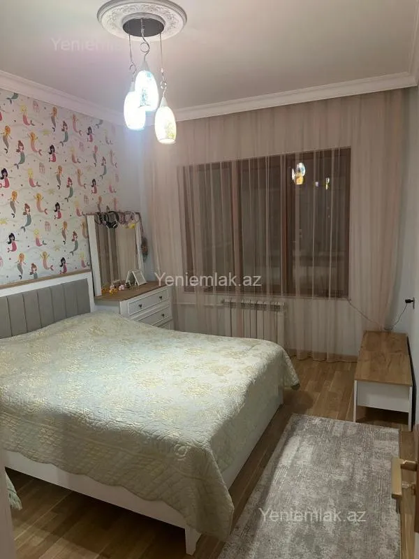 Satılır 3 otaqlı köhnə tikili 87 m²