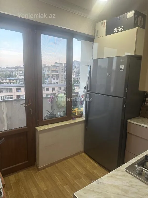 Satılır 3 otaqlı köhnə tikili 87 m²