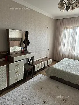 Satılır 3 otaqlı köhnə tikili 87 m²