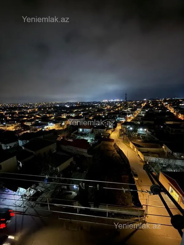 Satılır 3 otaqlı köhnə tikili 88 m²