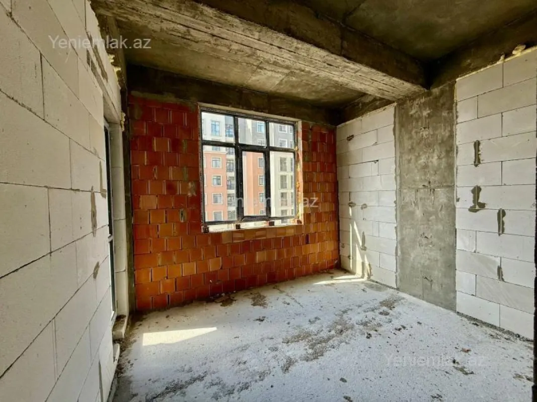 Satılır 2 otaqlı yeni tikili 82 m²