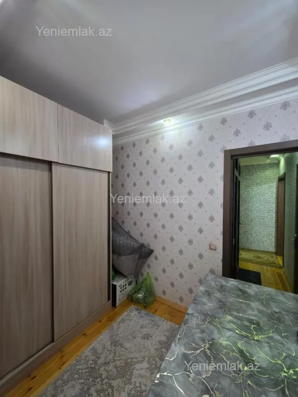 Satılır 2 otaqlı köhnə tikili 40 m²