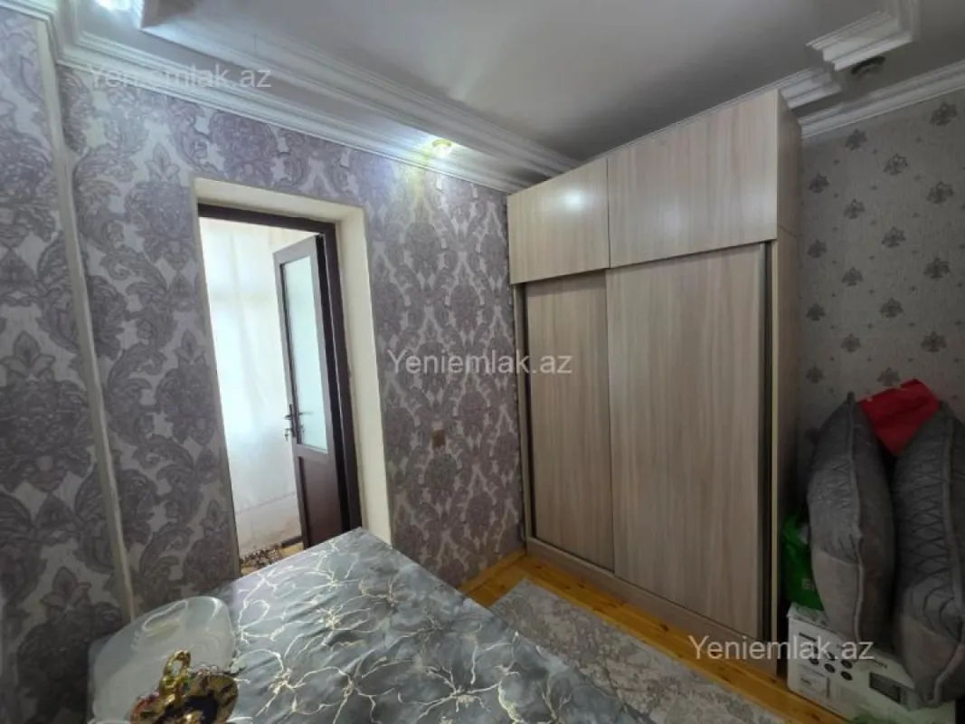 Satılır 2 otaqlı köhnə tikili 40 m²