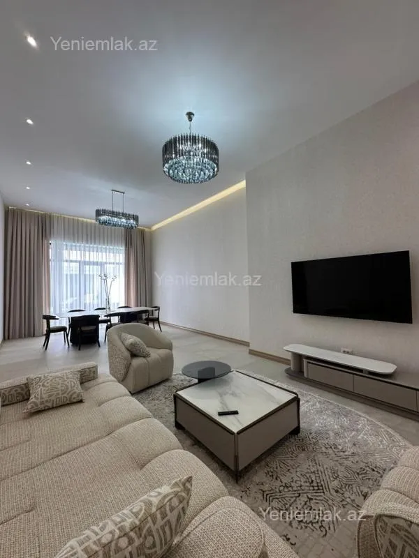 Satılır 4 otaqlı həyət evi 200 m²
