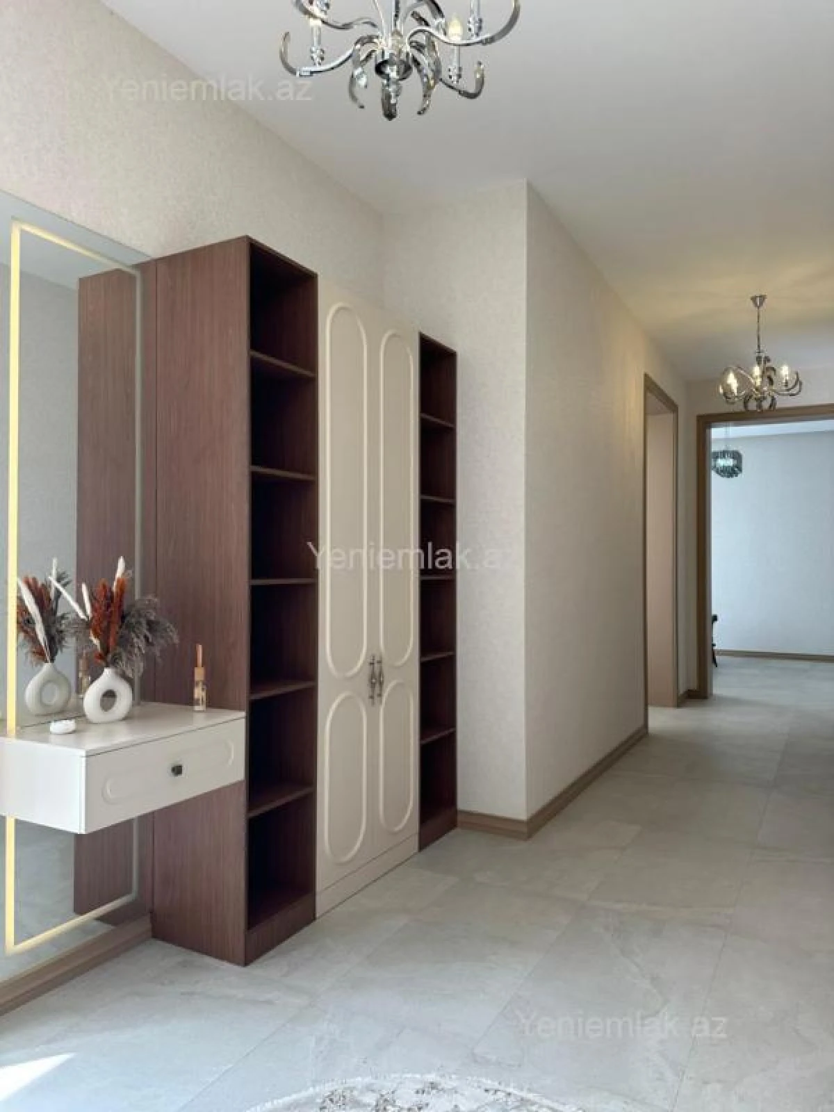 Satılır 4 otaqlı həyət evi 200 m²