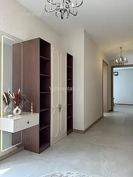 Satılır 4 otaqlı həyət evi 200 m²