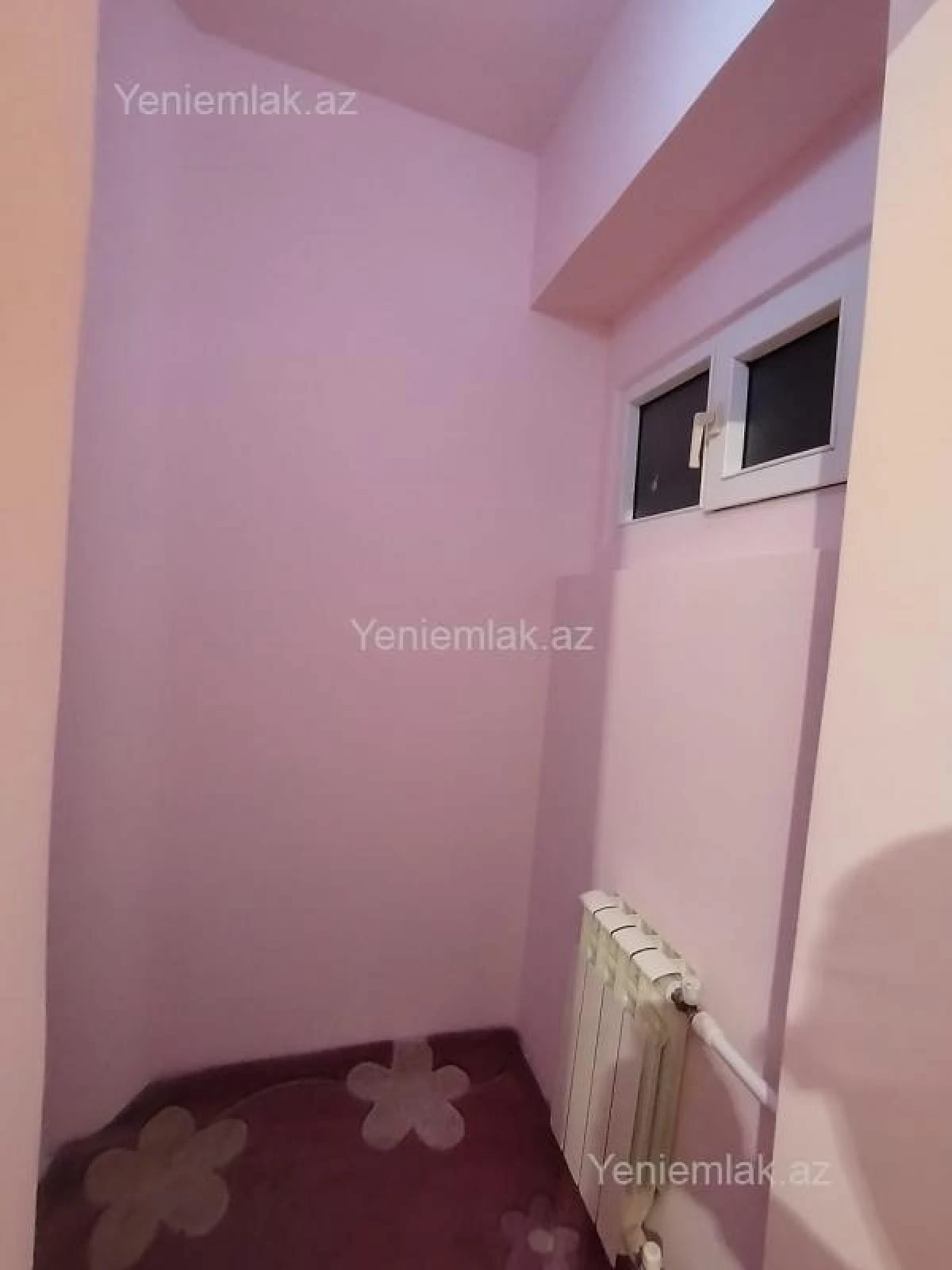 Satılır 9 otaqlı köhnə tikili 70 m²