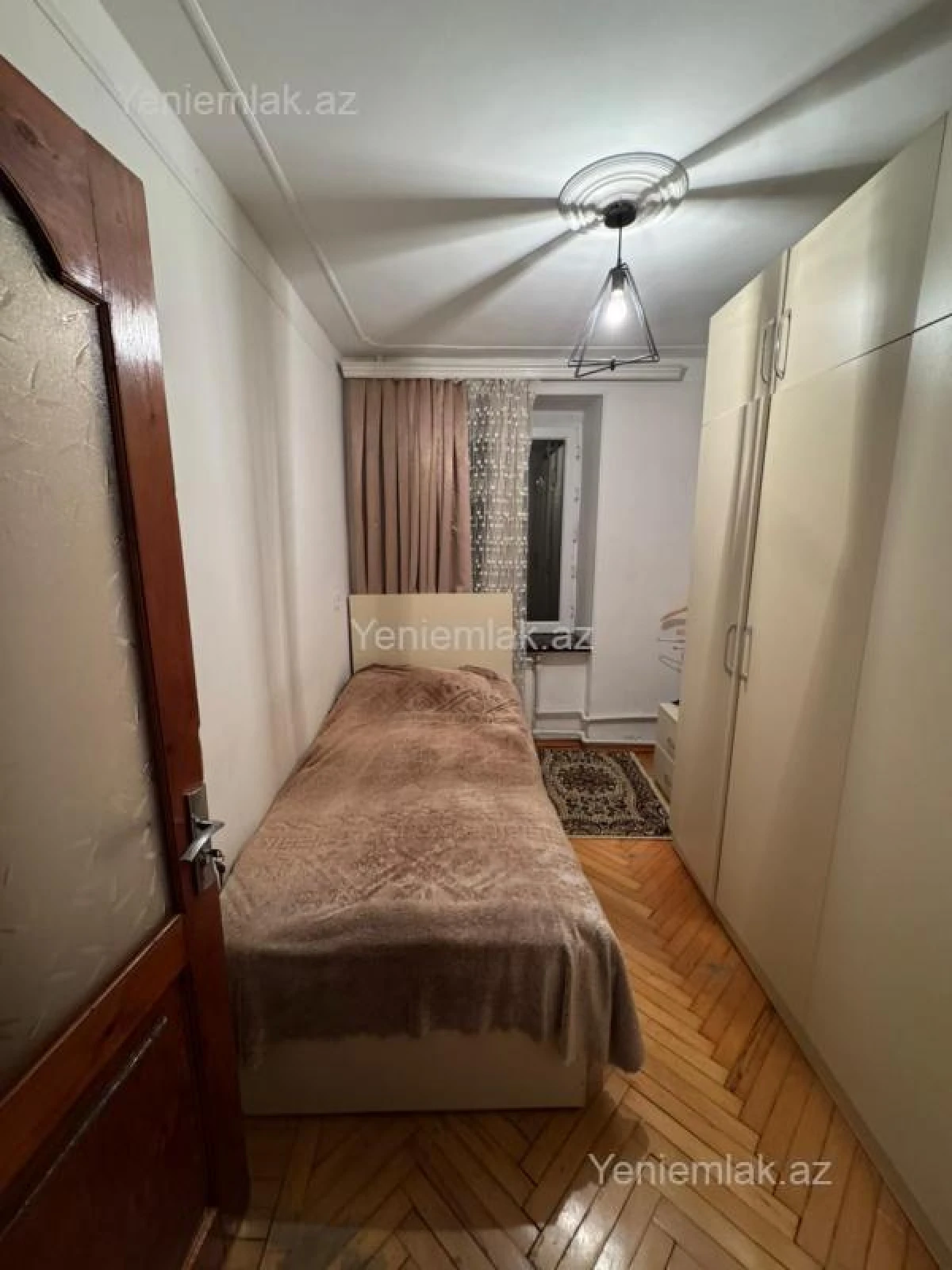 Satılır 3 otaqlı köhnə tikili 60 m²