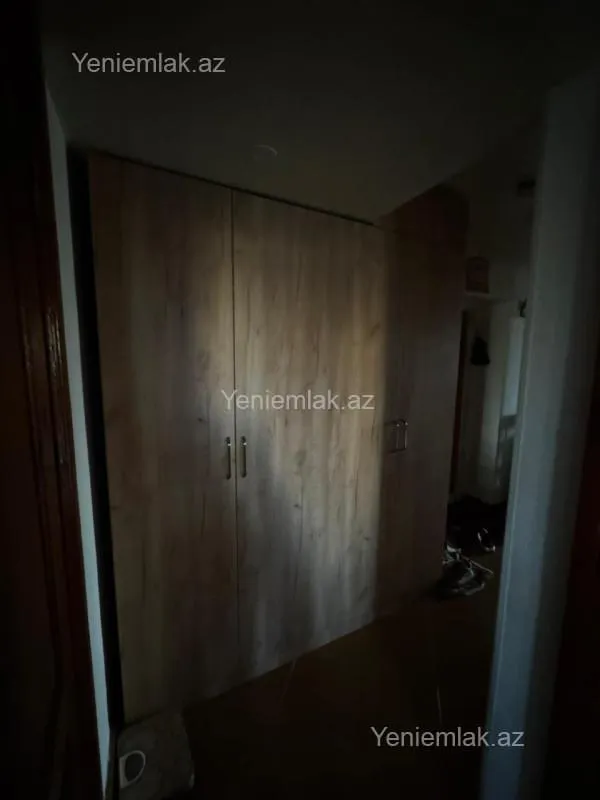 Satılır 3 otaqlı köhnə tikili 60 m²