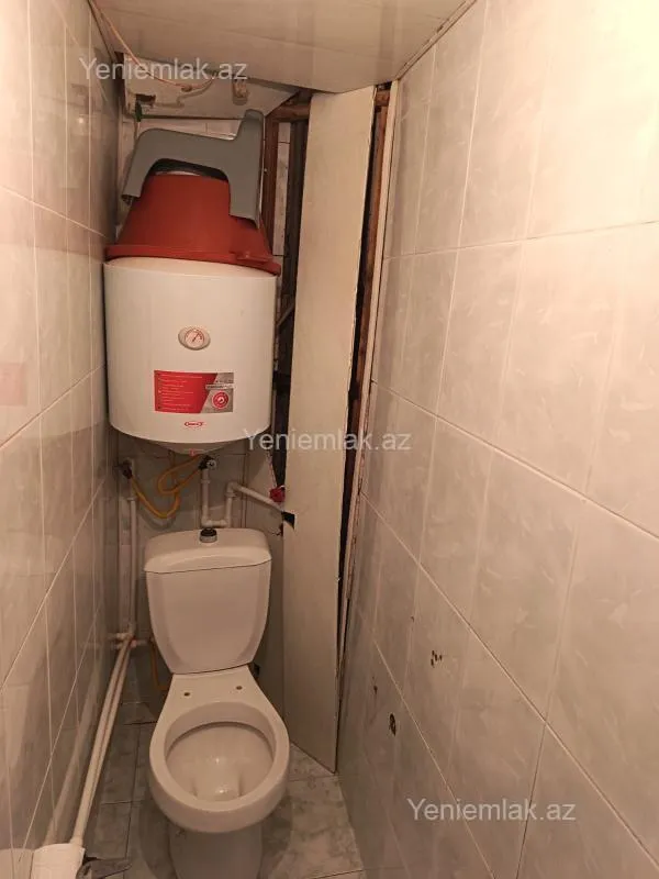 Satılır 2 otaqlı köhnə tikili 51 m²