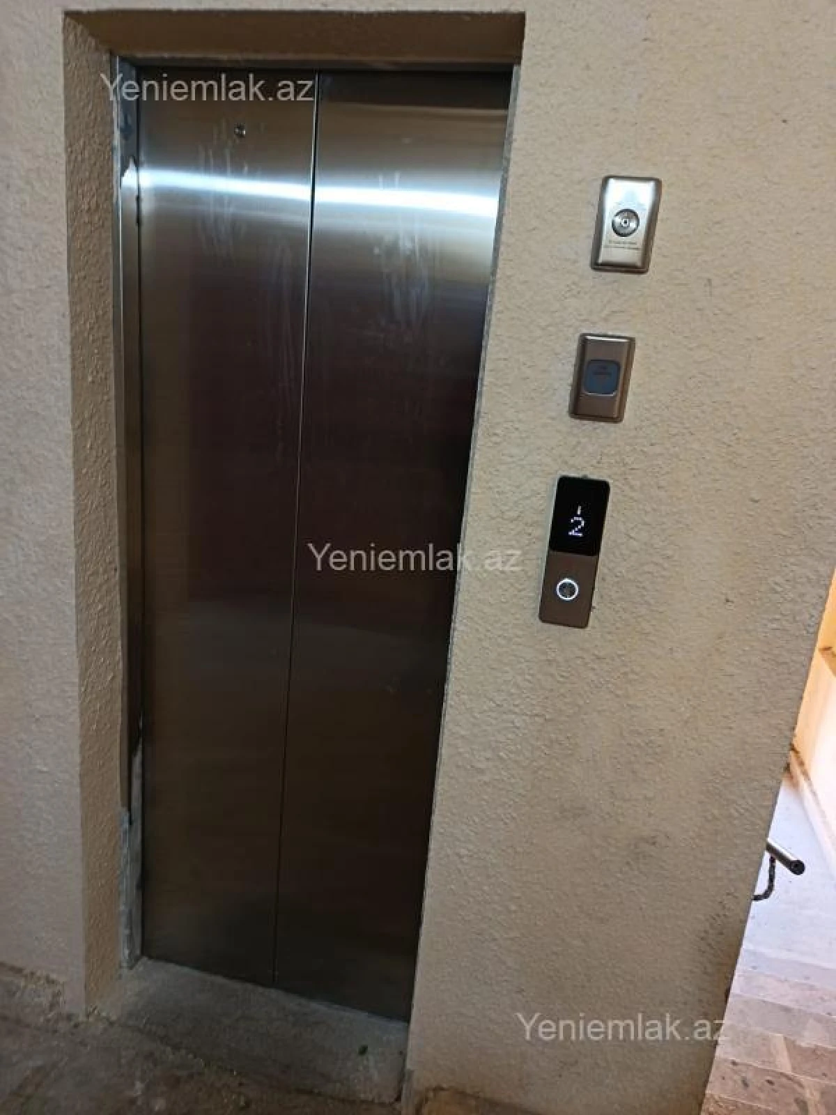 Satılır 2 otaqlı köhnə tikili 51 m²