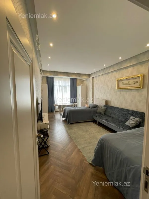 Satılır 3 otaqlı yeni tikili 110 m²