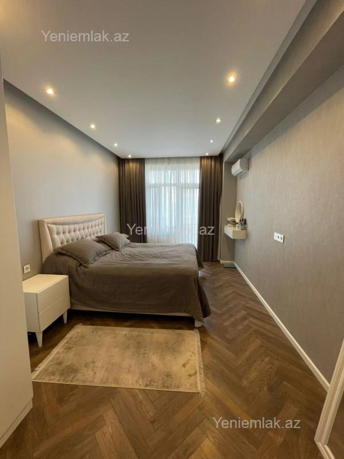 Satılır 3 otaqlı yeni tikili 110 m²