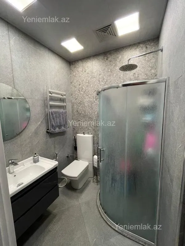 Satılır 3 otaqlı yeni tikili 110 m²