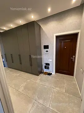 Satılır 3 otaqlı yeni tikili 110 m²
