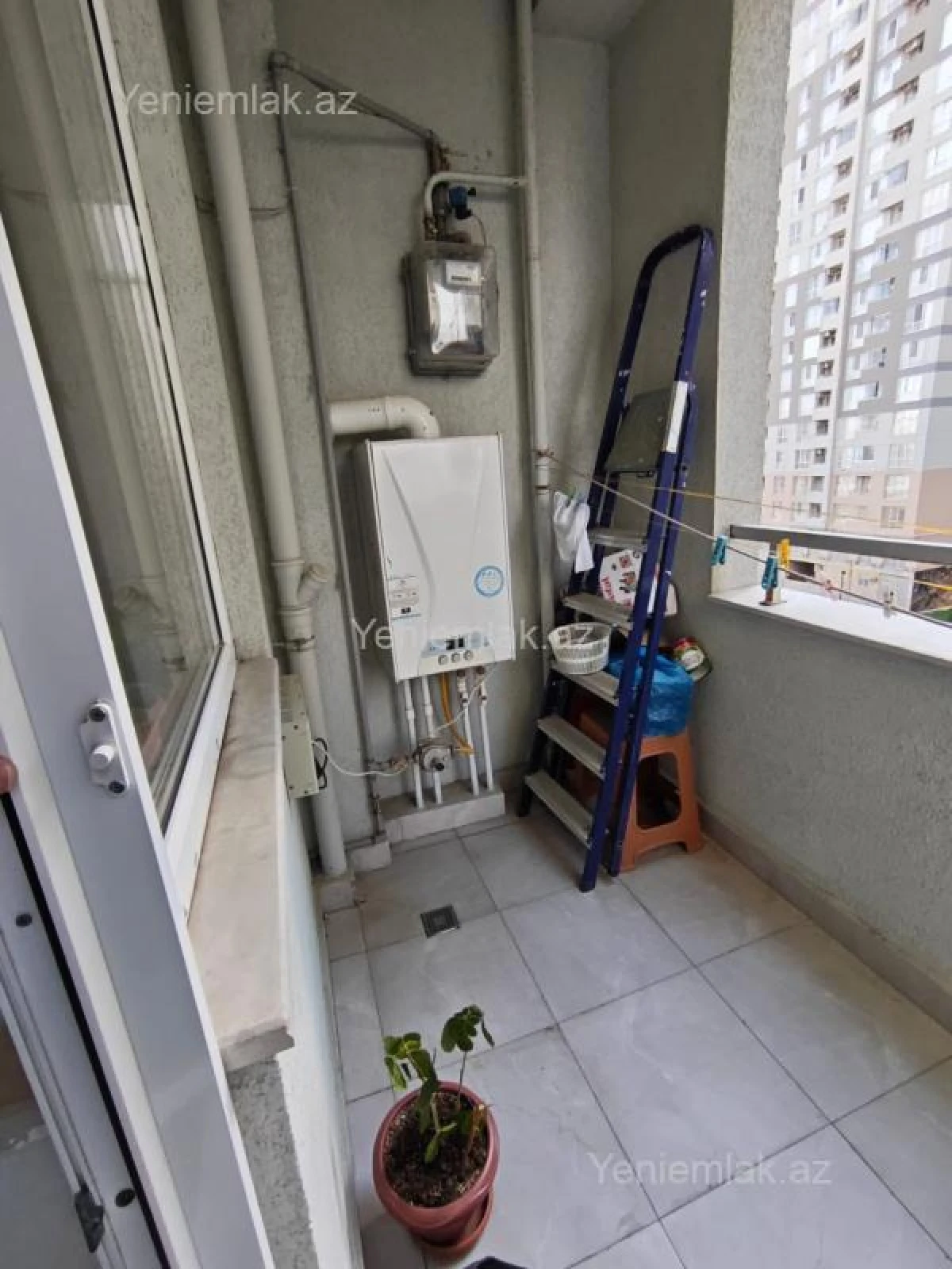 Satılır 3 otaqlı yeni tikili 88 m²