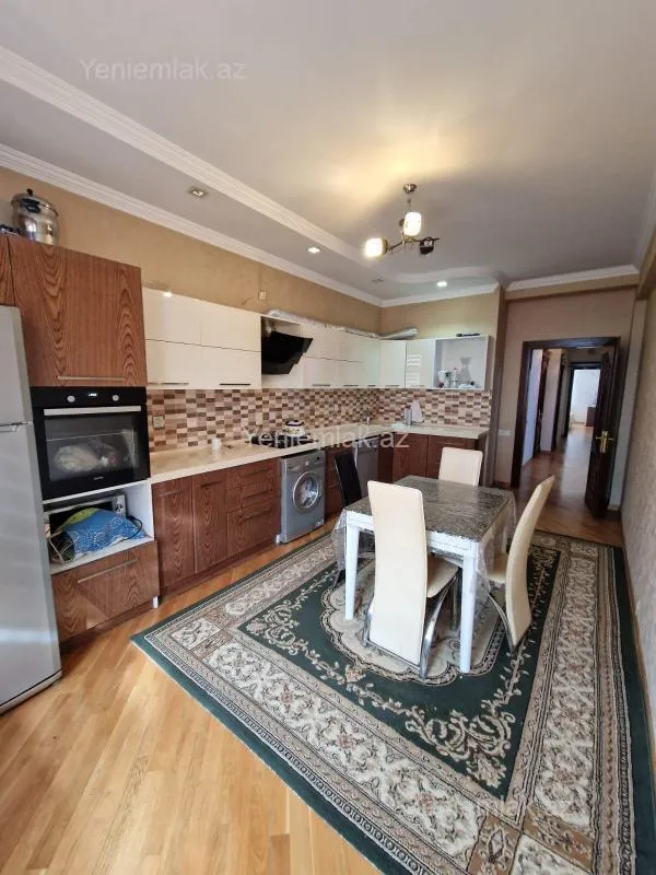 Satılır 3 otaqlı yeni tikili 103 m²