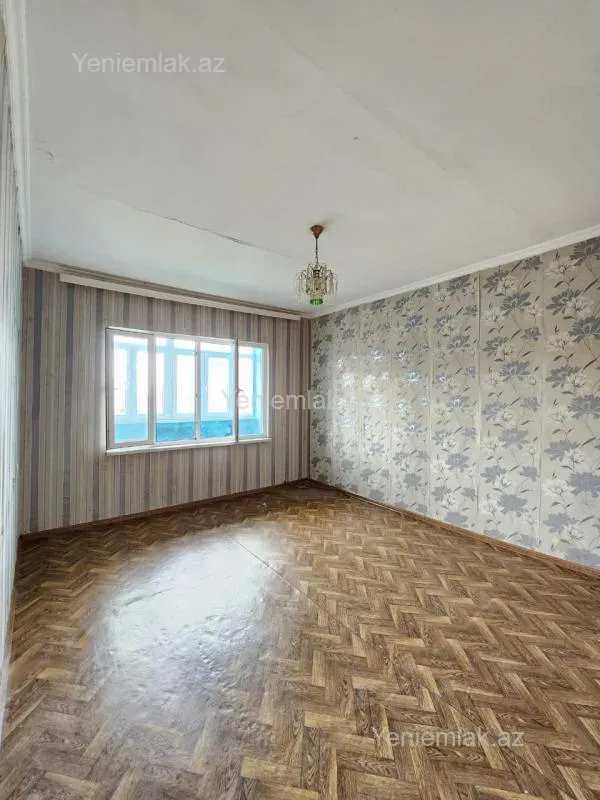 Satılır 3 otaqlı köhnə tikili 70 m²