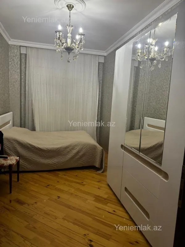 Satılır 3 otaqlı yeni tikili 120 m²