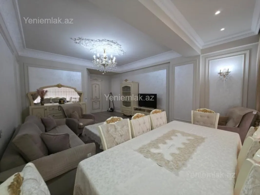 Satılır 3 otaqlı yeni tikili 120 m²