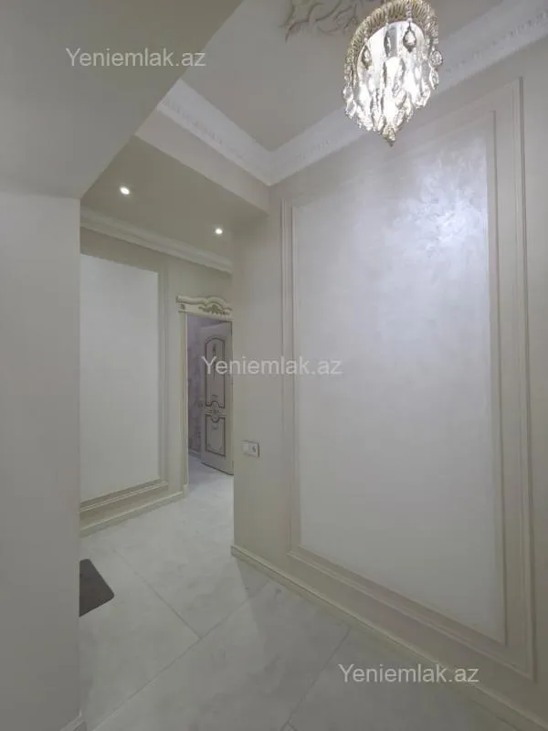 Satılır 3 otaqlı yeni tikili 120 m²