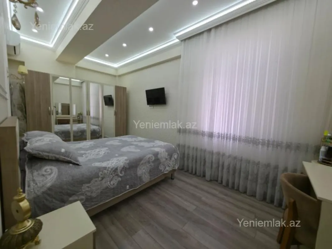 Satılır 3 otaqlı yeni tikili 120 m²